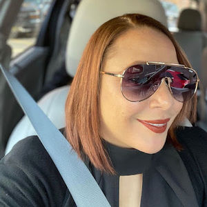 Meet your Posher, Awanda